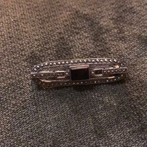 Sterling silver brooche with stones